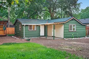 11126 SE Boise St, Portland, OR 97266 - Photo 2