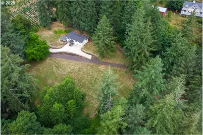 11639 SW Champlin Ln, Beaverton, OR 97007 - Photo 8