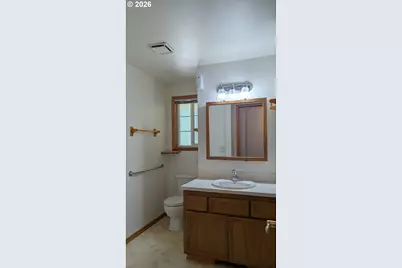1800 Carver Pl, Cottage Grove, OR 97424 - Photo 16