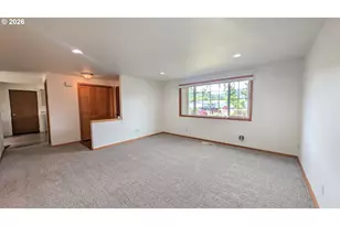 1800 Carver Pl, Cottage Grove, OR 97424 - Photo 4