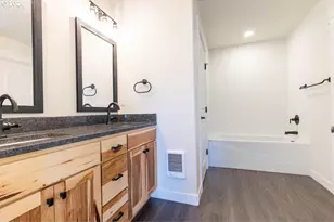 320 Heritage Ln, Union, OR 97883 - Photo 12