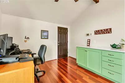 2877 Timberline Dr, Eugene, OR 97405 - Photo 4