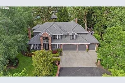 847 NE Rogahn St, Hillsboro, OR 97124 - Photo 2
