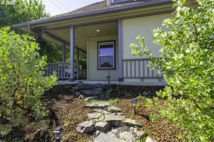923 Bellview Ave, Ashland, OR 97520 - Photo 12