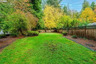 3760 SW 96th Ave, Portland, OR 97225 - Photo 34