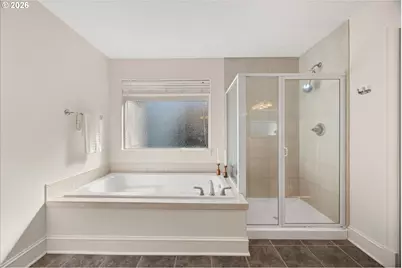 4638 NW Dresden Pl, Portland, OR 97229 - Photo 18