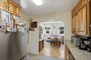 1954 Madrona St, North Bend, OR 97459 - Photo 8