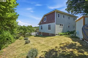 1954 Madrona St, North Bend, OR 97459 - Photo 34