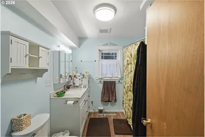1954 Madrona St, North Bend, OR 97459 - Photo 12