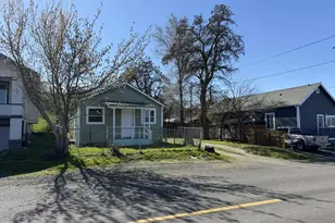 2406 E 10th St, The Dalles, OR 97058 - Photo 22