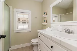 617 SW 27th Way, Lincoln City, OR 97367 - Photo 18