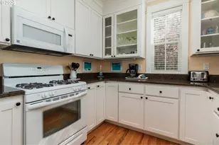 617 SW 27th Way, Lincoln City, OR 97367 - Photo 12