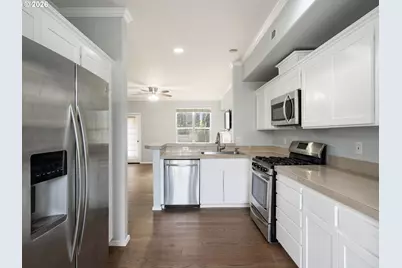 2622 NW Kennedy Ct, Portland, OR 97229 - Photo 10