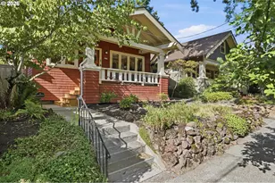 4511 SE Clay St, Portland, OR 97215 - Photo 2