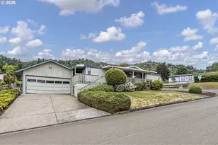 3626 NW Broad St, Roseburg, OR 97471 - Photo 30