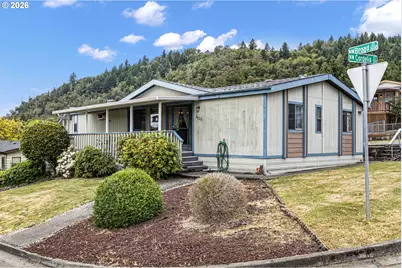 3626 NW Broad St, Roseburg, OR 97471 - Photo 38