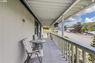 3626 NW Broad St, Roseburg, OR 97471 - Photo 28