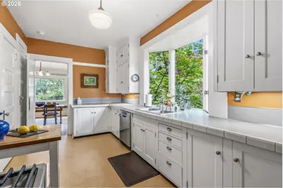 2415 NE 25th Ave, Portland, OR 97212 - Photo 18