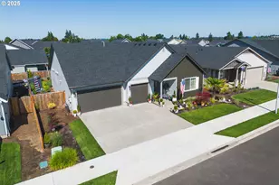 1053 S Vine St, Canby, OR 97013 - Photo 2