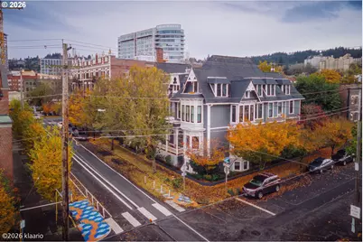 133 NW 18th Ave #8, Portland, OR 97209 - Photo 2