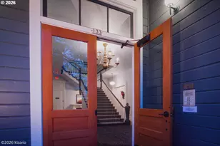 133 NW 18th Ave, Portland, OR 97209 - Photo 22