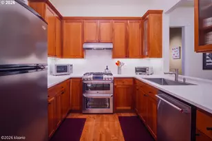133 NW 18th Ave, Portland, OR 97209 - Photo 10