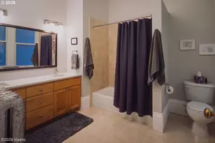 133 NW 18th Ave, Portland, OR 97209 - Photo 18