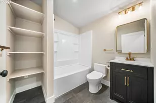 7216 N Ivanhoe St, Portland, OR 97203 - Photo 18