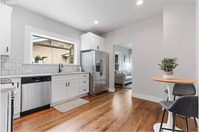 7216 N Ivanhoe St, Portland, OR 97203 - Photo 12