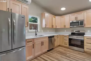494 17th St, Salem, OR 97301 - Photo 36