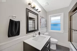 8444 SW 58th Ave, Portland, OR 97219 - Photo 20