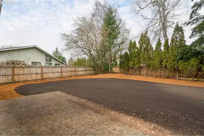 161 Lynnbrook Dr, Eugene, OR 97404 - Photo 32