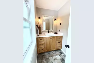 1680 Westover Dr, Eugene, OR 97403 - Photo 18