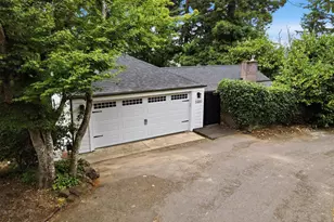 1680 Westover Dr, Eugene, OR 97403 - Photo 44