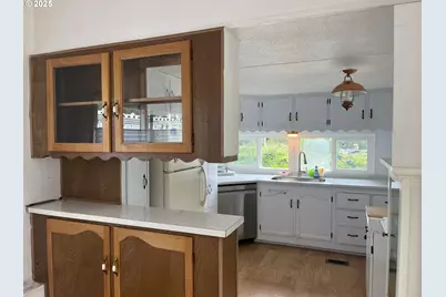 83763 Highway 101 #14, Florence, OR 97439 - Photo 10