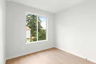 7482 SE 51st Ave, Portland, OR 97206 - Photo 8