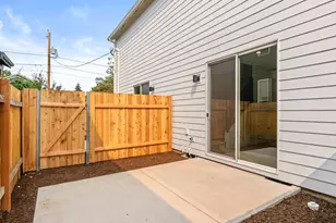 7482 SE 51st Ave, Portland, OR 97206 - Photo 12