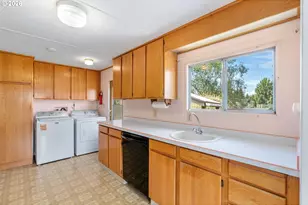 3686 Mud Alley Dr, Hood River, OR 97031 - Photo 12