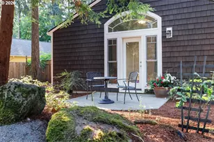 5272 Tree St, Lake Oswego, OR 97035 - Photo 2