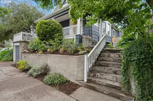 2345 SE Clinton St, Portland, OR 97202 - Photo 2