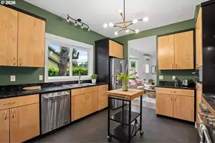2345 SE Clinton St, Portland, OR 97202 - Photo 14