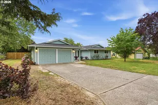 22100 SW Augusta Ln, Hillsboro, OR 97123 - Photo 36