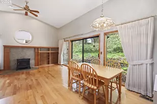 2983 Timberline Dr, Eugene, OR 97405 - Photo 6