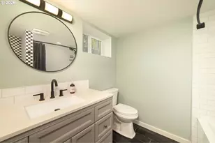 825 NE 76th Ave, Portland, OR 97213 - Photo 14