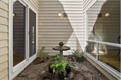 501 N Buckley Ln, Newberg, OR 97132 - Photo 22