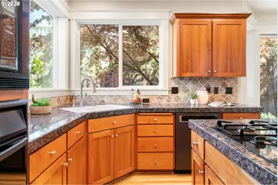 3578 NW Gerritz Ter, Portland, OR 97229 - Photo 14