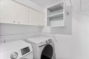 8875 SW Woodside Dr, Portland, OR 97225 - Photo 26