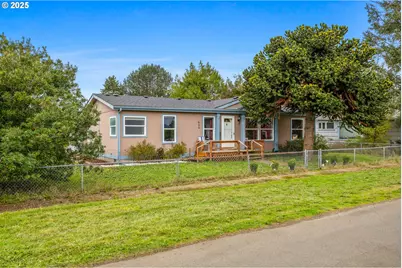 620 N Bay St, Waldport, OR 97394 - Photo 1