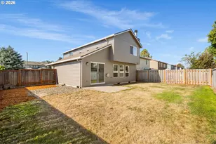 896 SE 74th Ave, Hillsboro, OR 97123 - Photo 32