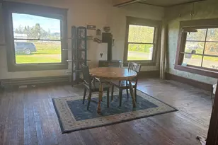 83354 N Pacific Hwy, Creswell, OR 97426 - Photo 10
